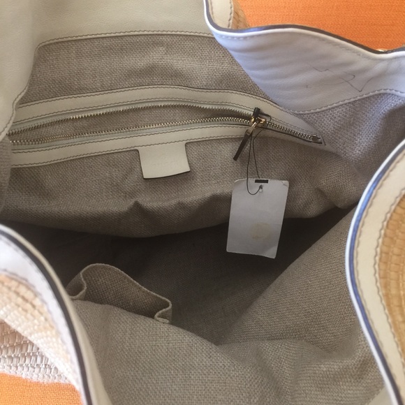 GUCCI ICONIC BAMBOO HANDLE BAG - Picture 6 of 10